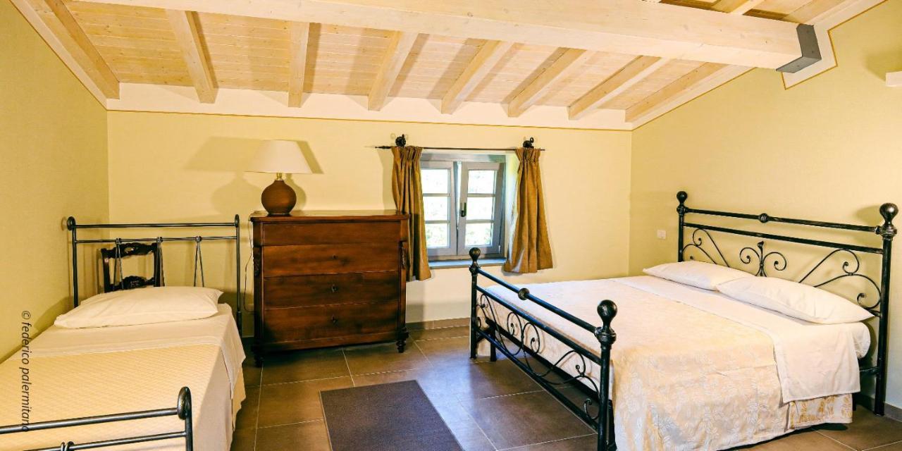 Agriturismo I Giunchi Mochignano Екстериор снимка